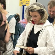 Cristela Georgescu aeroport FOTO Dana Hering