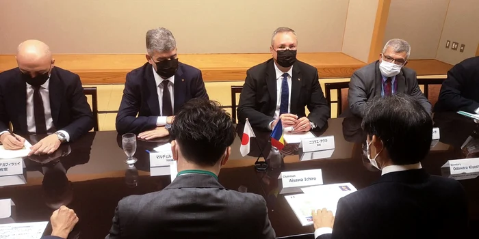 Ciucă și Ciolacu la întâlnirea cu reprezentanții Ligii Parlamentare din Japonia FOTO Gov.ro