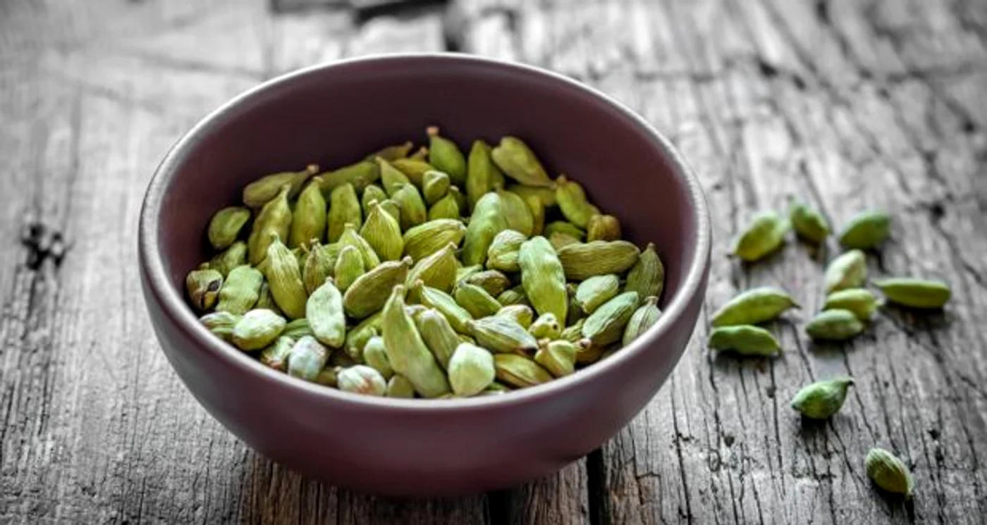 cardamom beneficii jpeg
