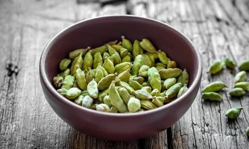 cardamom beneficii jpeg