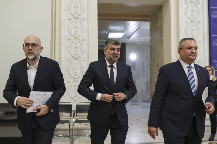 Sesiunea extraordinară la vară. Care ar fi motivele pentru convocarea parlamentarilor din vacanță SURSE