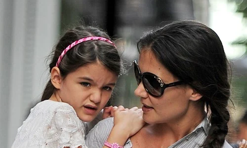 1 katie si suri 2 jpg jpeg