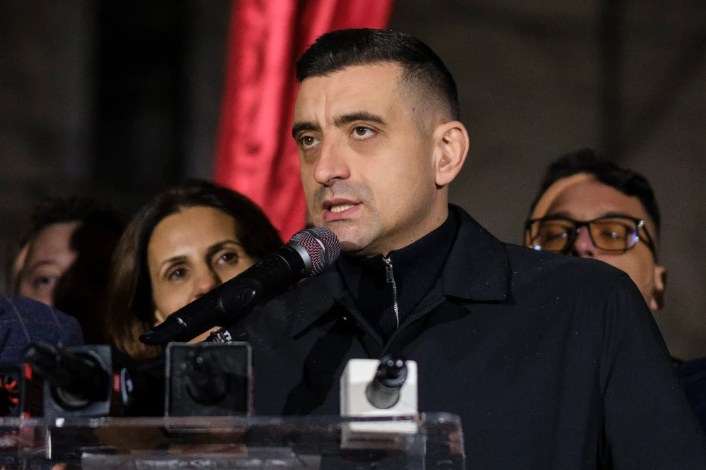 Scandal uriaș în politică. AUR cere alegeri anticipate și atacă dur Guvernul: „Nu vom face parte dintr-un guvern cu PSD sau cu PNL”