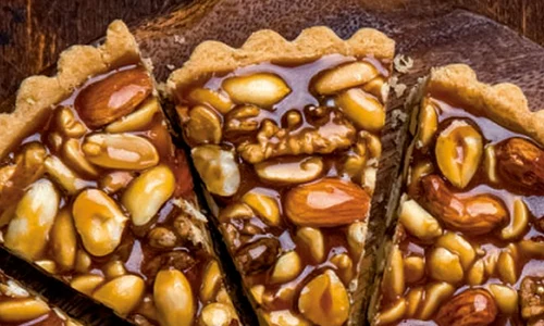 tarta cu nuci si caramel jpg