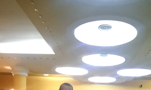Viorel Cataramă a oferit premii de peste 10 000 de lei celor mai buni elevi din Bacău jpeg