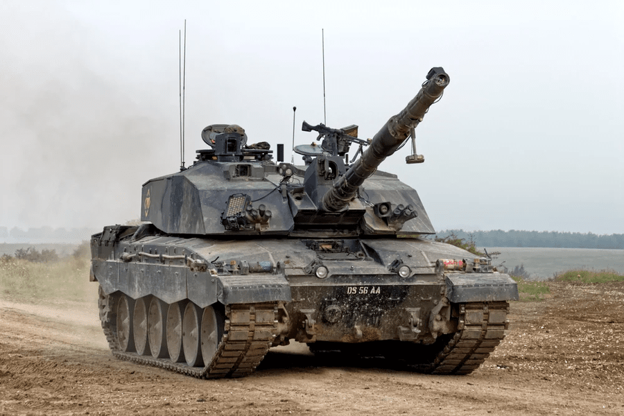 De ce vor băga spaima în ruși tancurile britanice Challenger 2, dar și blindatele Bradley, AMX-10 și Marder VIDEO
