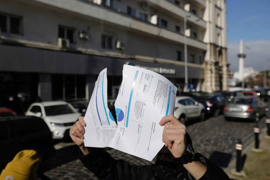 Facturile la gaze s-ar putea scumpi cu până la 30% după liberalizare, avertizează un expert în energie