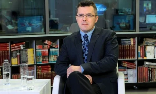 Dezbatere Historia: Bucureştiul, atacat de la Budapesta  Ucraina închide şcolile româneşti / VIDEO  jpeg