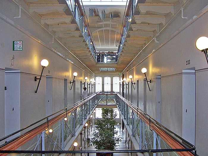 Penitenciarul Vaslui este cel mai modern din ţară, a fost renovat de curând și are celule de câte patru paturi