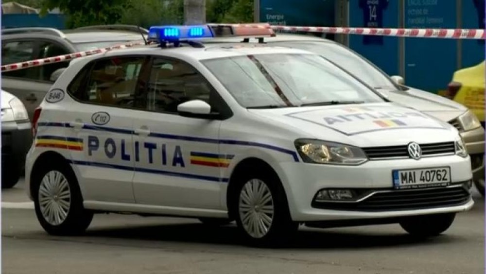 Cadavrul unui bărbat a fost găsit într-un canal de scurgere din Mangalia. Poliția a deschis o anchetă