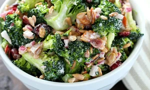 salata cu broccoli jpeg