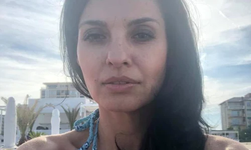 Lavinia Sandru supla ca la 20 de ani (1) jpeg