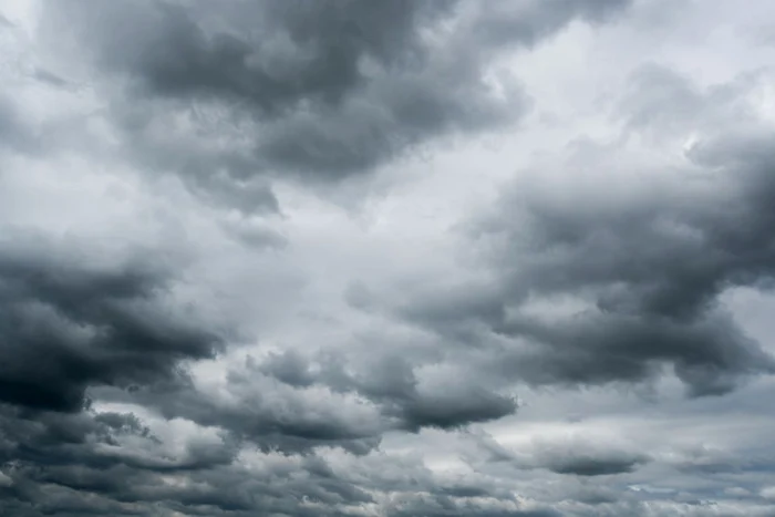 Nimbostratus FOTO 123 RF