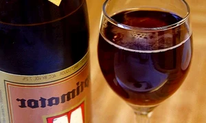 640px Beer optimator glass bottle jpg