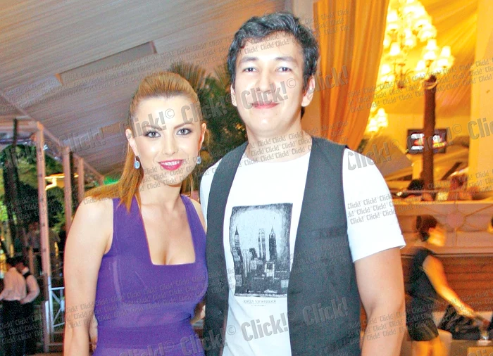 
    Cornel Ene şi Elena  Gheorghe sunt şi  colegi de scenă  