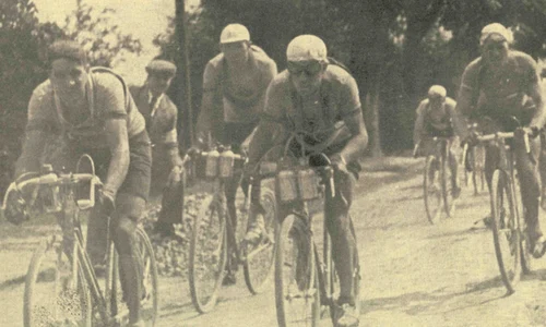 1936 Ciclistii se apropie de sosirea din Bucuresti Ilustratiunea Romana png