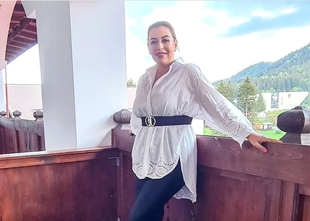 
    Oana Roman, la munte cu fostul soțfoto: Instagram  
