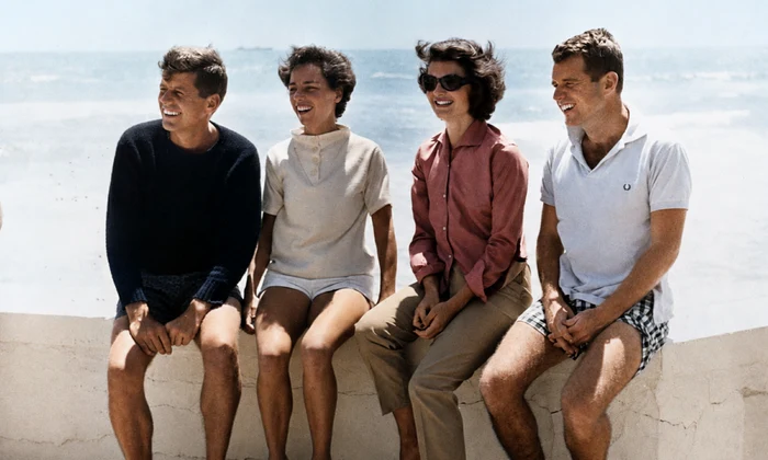 Jackie JFK Bobby Kennedy și Ethel foto getty images colorată png