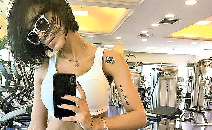 
    Adelina Pestrițu vrea asă arate  perfect la vară, în rochia de mireasă  