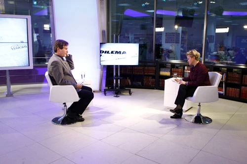 „O iei de la capăt Nu mai renunţi“ – interviu cu Mona NICOLICI jpeg