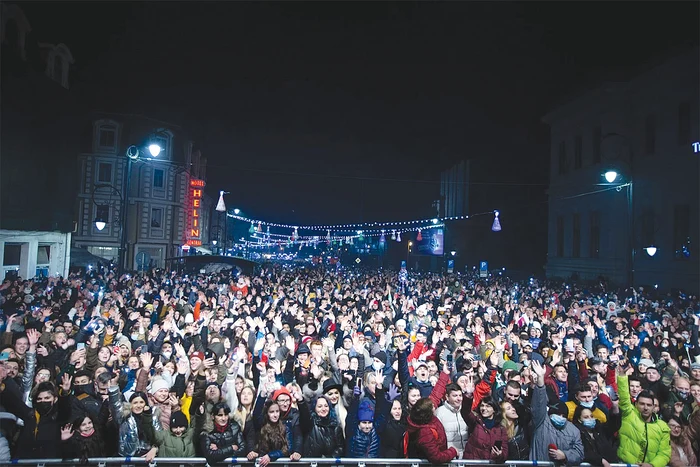 Craiova. Entuziasm la spectacolul oferit de Inna