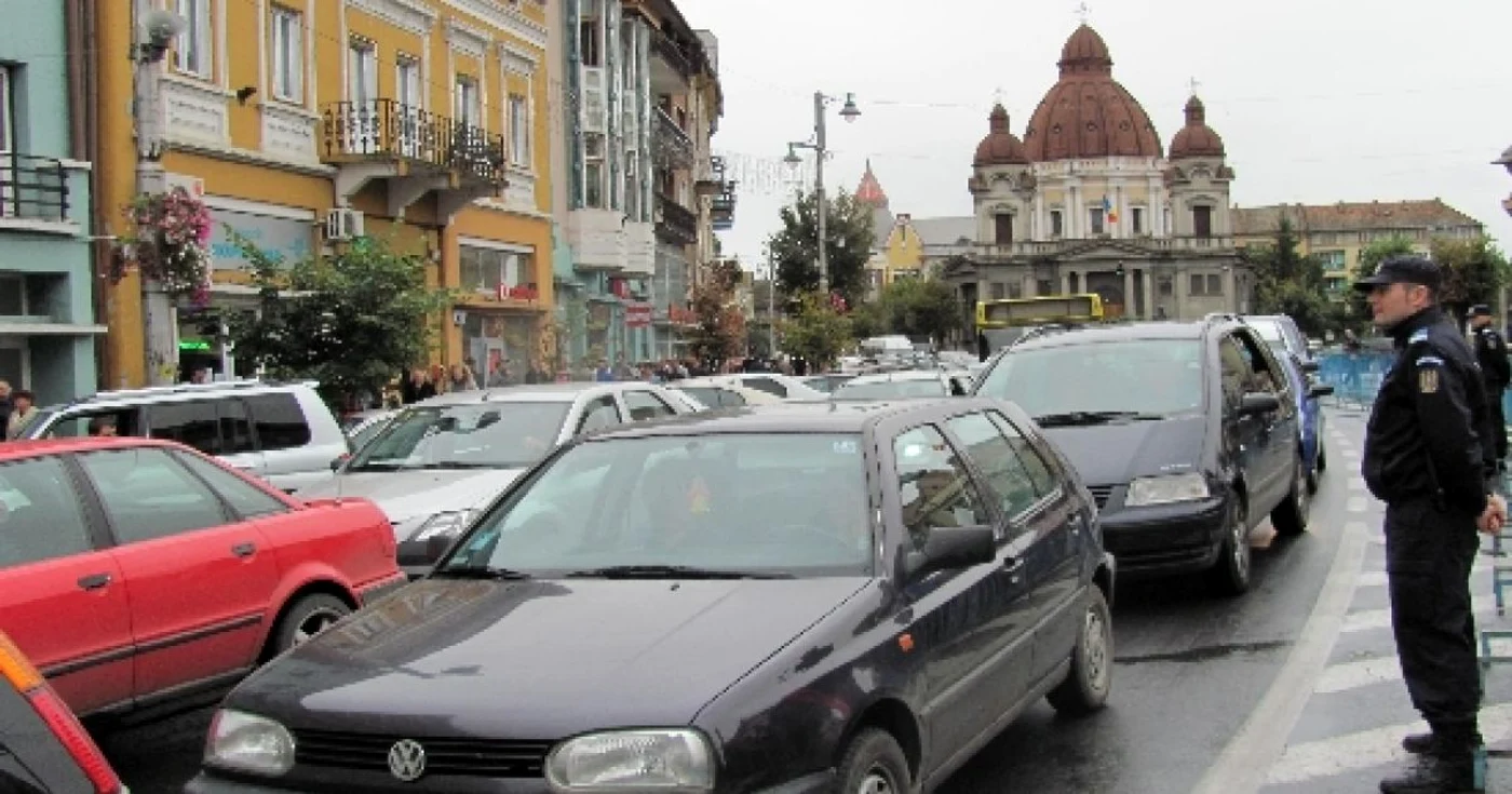 Şoferii mureşeni cred că drumul ocolitor ar fi descongestionat traficul din oraş 