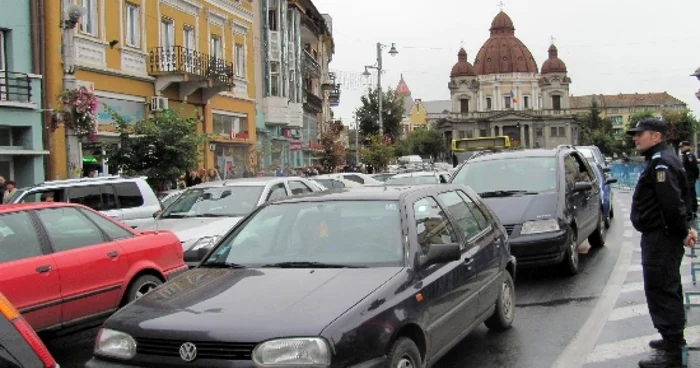 Şoferii mureşeni cred că drumul ocolitor ar fi descongestionat traficul din oraş 