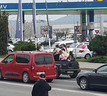 Imaginile surprinse în trafic. FOTO FB ALBA IULIA NON STOP 24 DIN 24