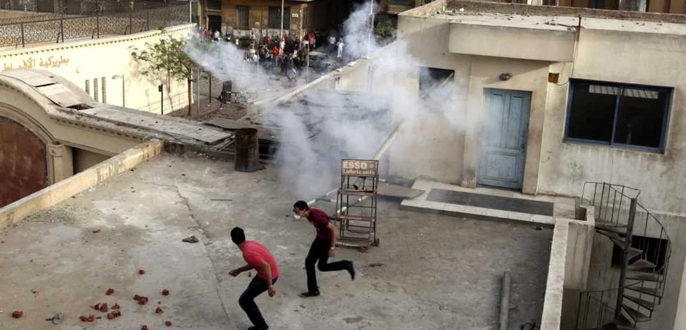 Confruntări între musulmani şi copţi în Cairo FOTO Reuters