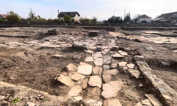 Vestigii unice în Dacia romană, descoperite de arheologi la Alba Iulia (© captură video Youtube / Alba24.ro)