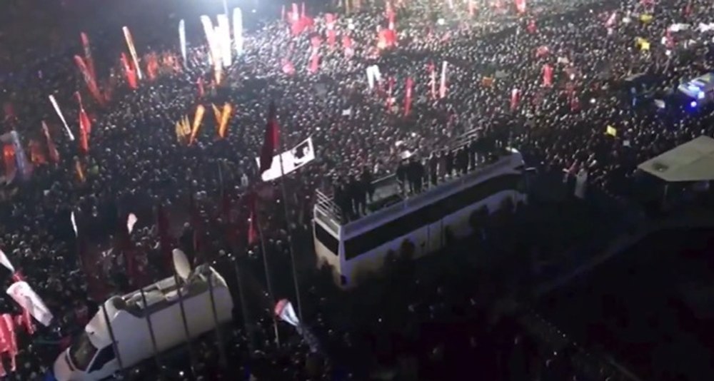 Sute de persoane au fost arestate în Turcia după protestele împotriva arestării primarului din Istanbul