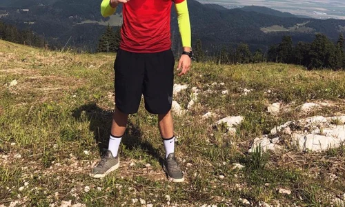 Cristi Filip își menține condiția fizică alergând pe munte jpeg