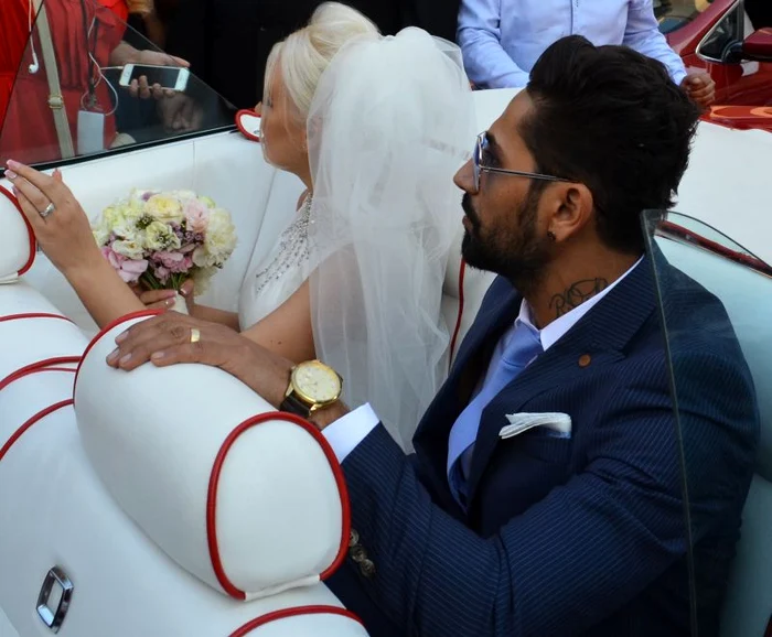 Misha şi Connect-R s-au căsătorit religios duminică