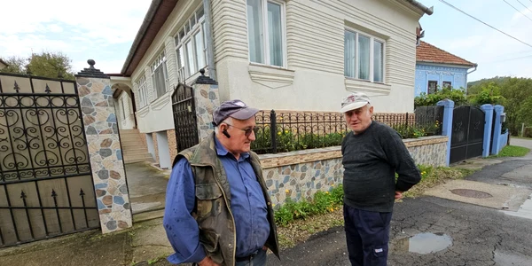 Satul Izvoarele din Hunedoara  Foto Daniel Guță (22) jpg