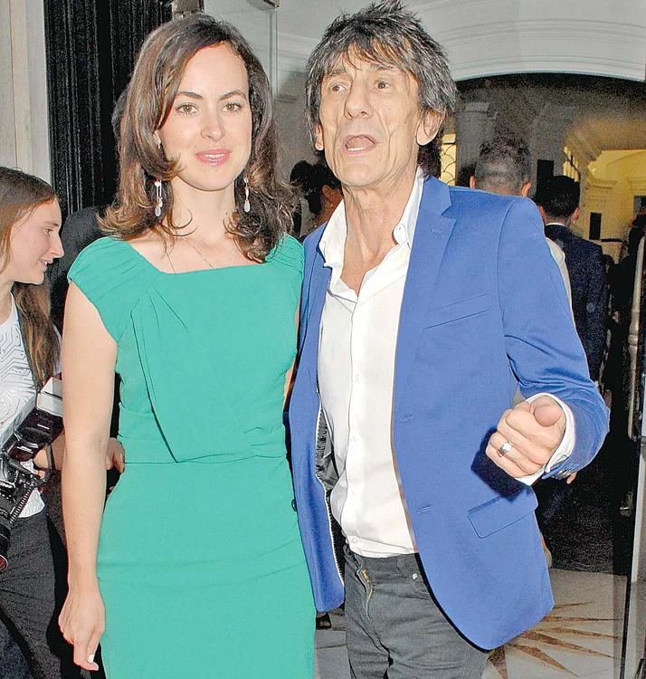 Un cuplu de vis Sally Humphreys şi Ronnie Wood, la un eveniment monden din Londra