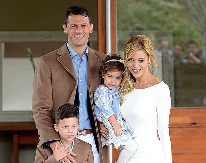 Evangelina, alături de Martin Demichelis şi de cei doi copii ai lor