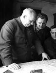 Generalul Eremenko (dreapta) și Nikita Hrușciov (stânga), decembrie 1942 (© Oleg Knorring / Commons: RIA Novosti)