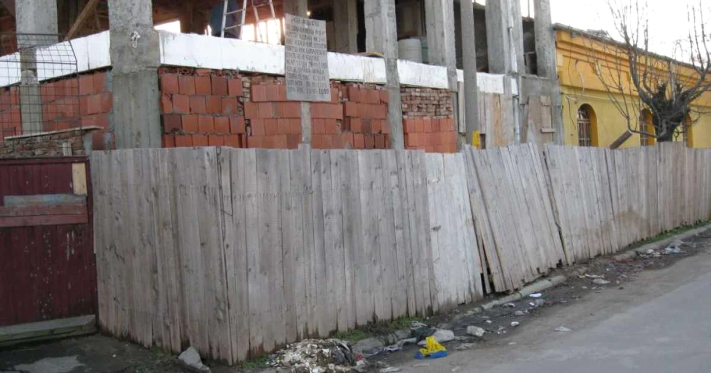Depozitarea gunoiului în spaţiul public se sancţionează