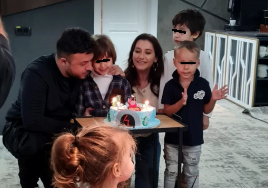 Claudia Pătrășcanu și Gabi Bădălău, împreună de ziua fiului lorFoto: Captură Video