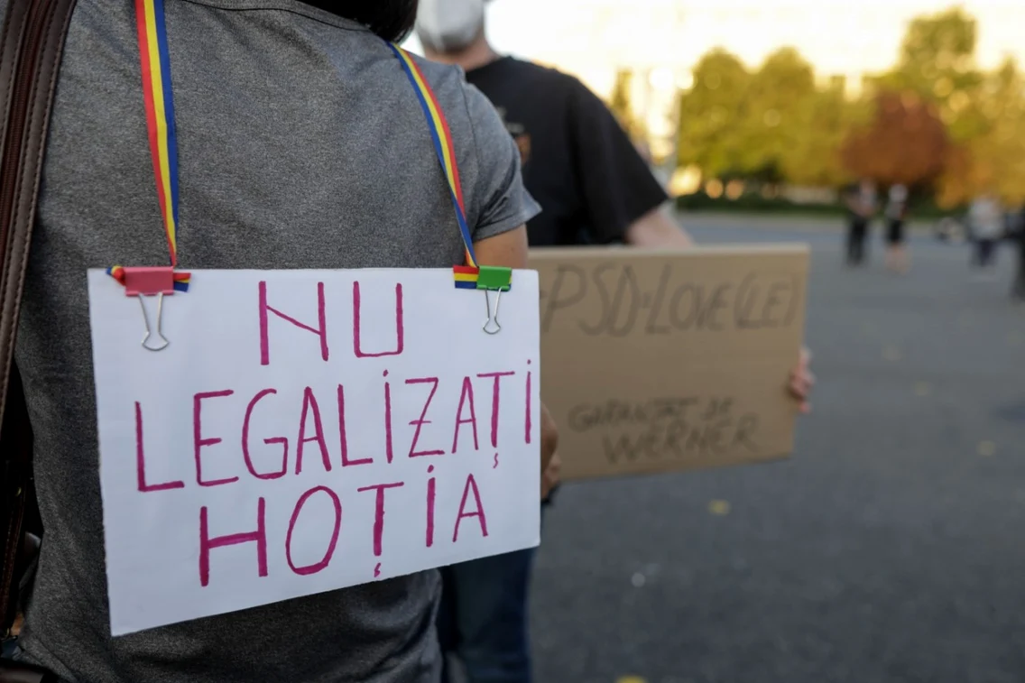 Protest anti Cîţu în Bucureşti. Foto Inquam Photos / George Calin