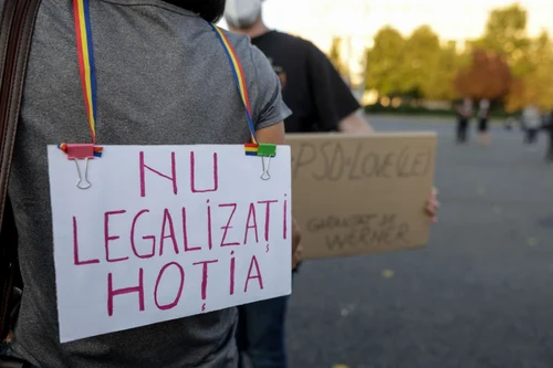Protest anti Cîţu în Bucureşti. Foto Inquam Photos / George Calin
