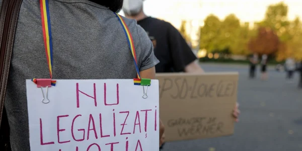 Protest anti Cîţu în Bucureşti. Foto Inquam Photos / George Calin