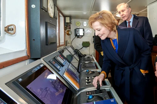 Majestatea Sa Margareta și Principele Radu, la bordul Navei Școală Mircea FPTO FB familia regala a romaniei