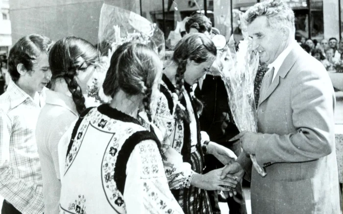 Nicolae Ceausescu la Vaslui. FOTO: Muzeul national de Istorie a Romaniei