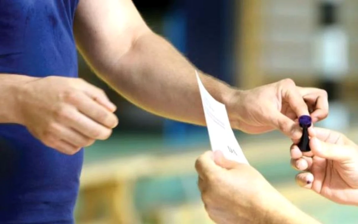Numărul total de candidaţi din Dâmboviţa este de 138