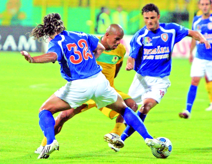 Problemele dintre Caro şi Porumboiu au început încă din cantonamentul din Olanda