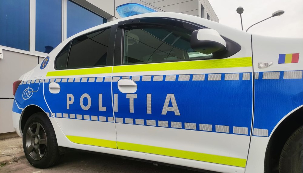 O femeie a turnat benzină în sediul Primăriei Ploieşti și a amenințat că îi dă foc. Ce nemulțumire avea