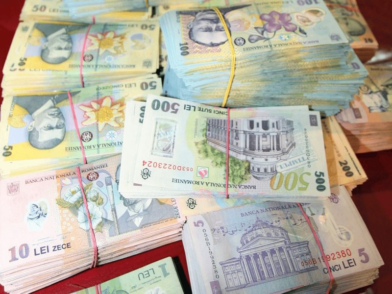 Escrocii sunt din ce în ce mai inventivi. Care sunt noile metode puse la cale pentru a păcăli persoane naive 