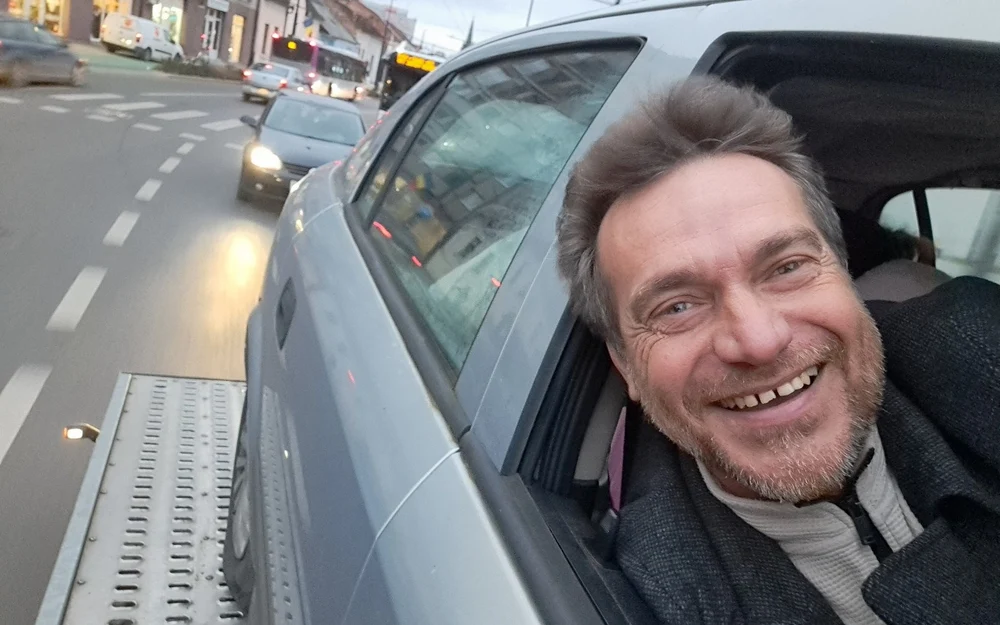 Avram Iancu le cere românilor să-i doneze bani pentru a-și cumpăra o mașină nouă: „Cel mai ieftin model este 19.500 euro”