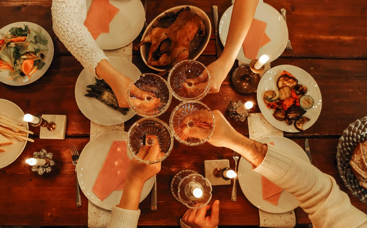 Masă de Revelion - toast